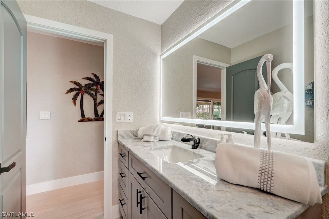 439 Pinecrest CT