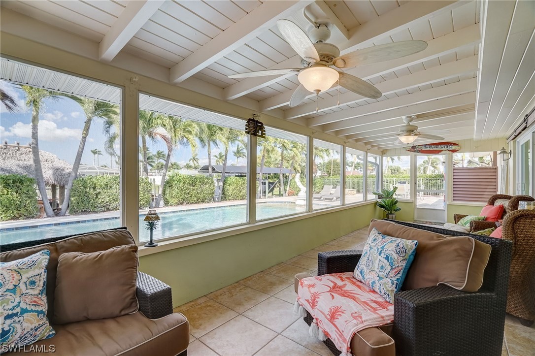 439 Pinecrest CT