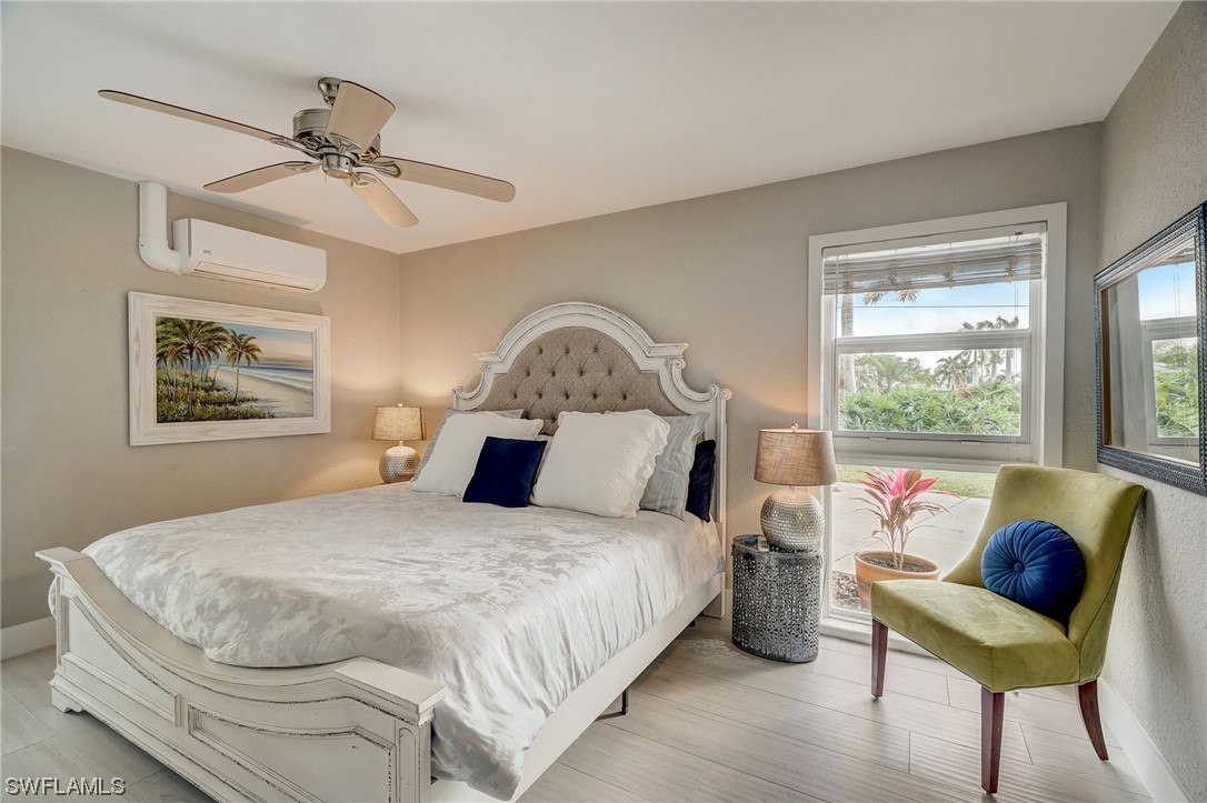 439 Pinecrest CT