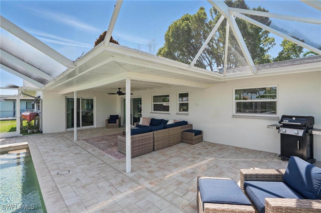 157 SW 54th ST