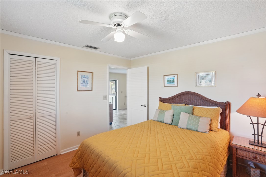 5325 Colonade CT