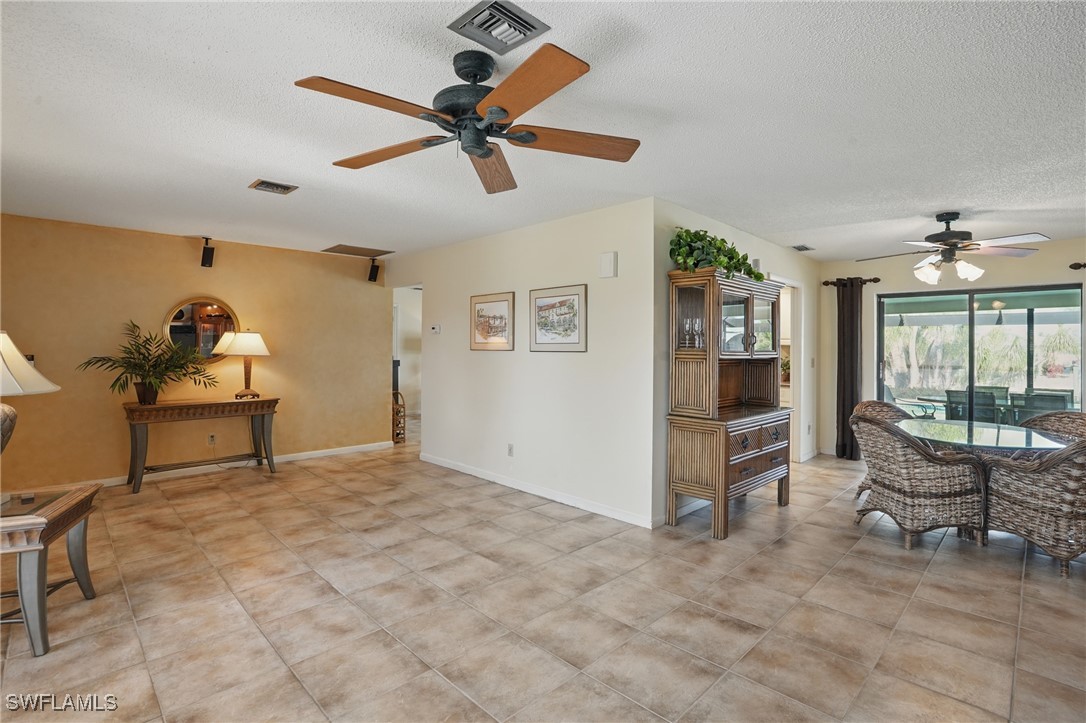 5325 Colonade CT