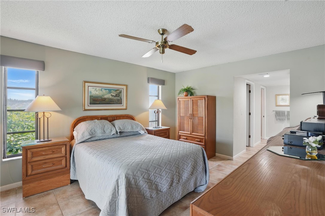 5325 Colonade CT