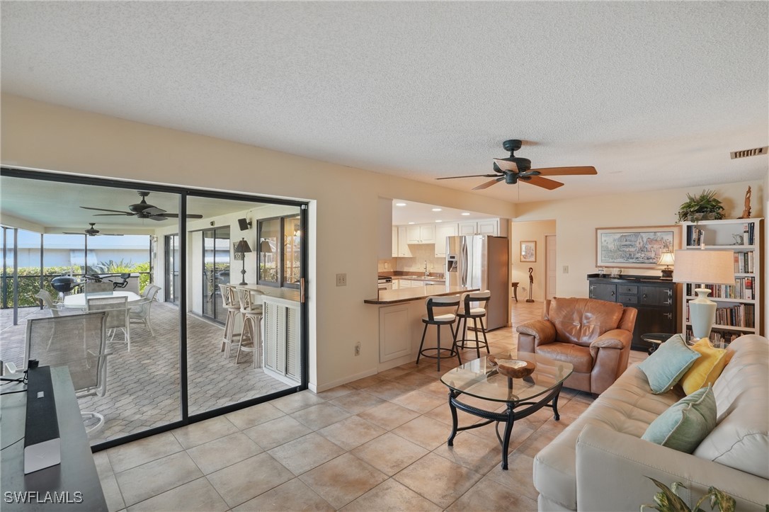 5325 Colonade CT