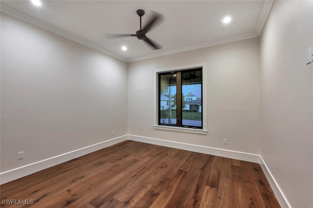 825 Miramar CT