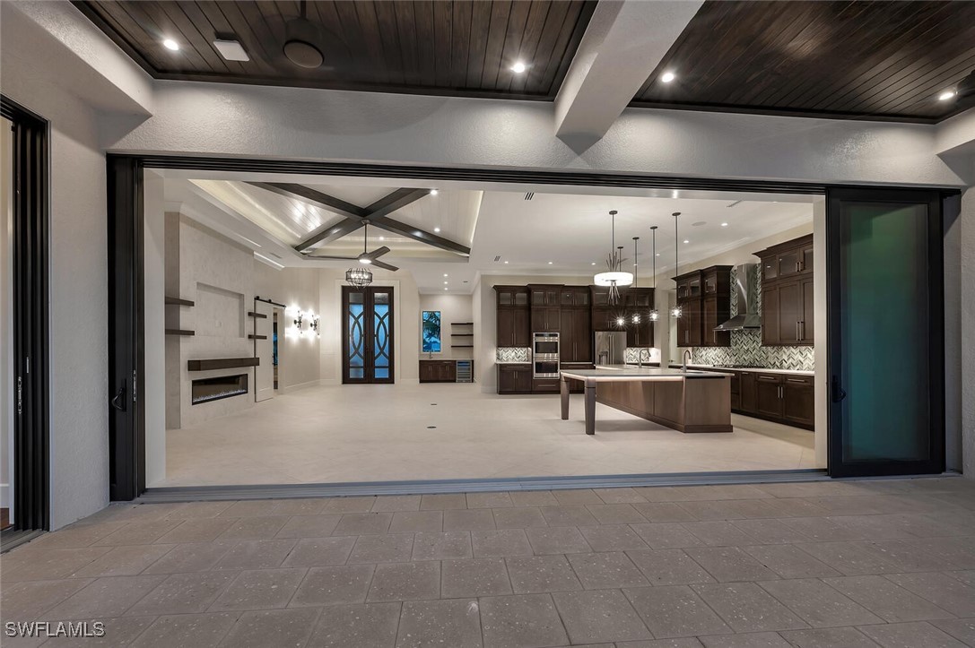 825 Miramar CT