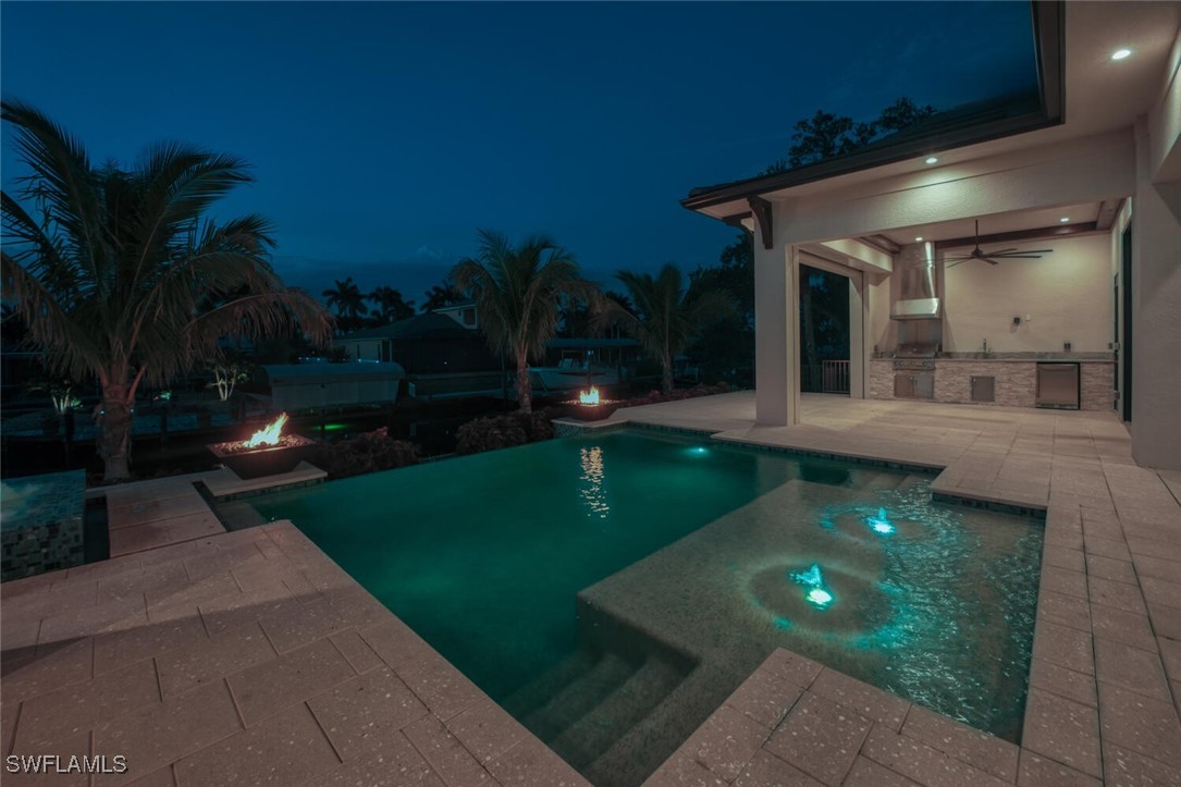 825 Miramar CT