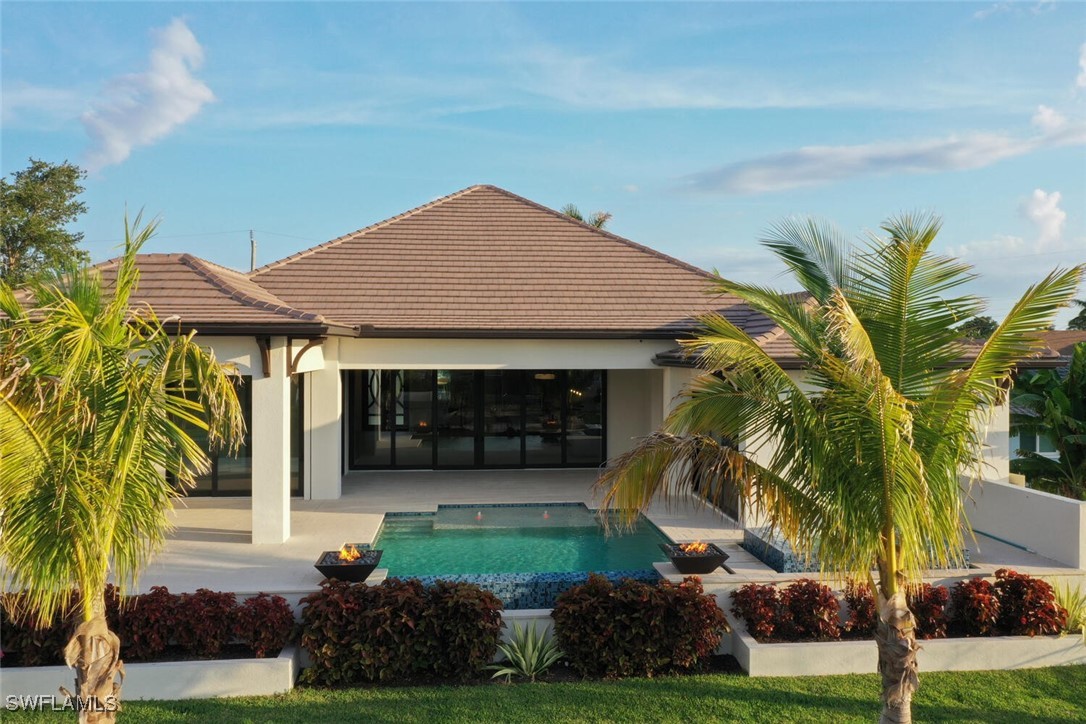 825 Miramar CT