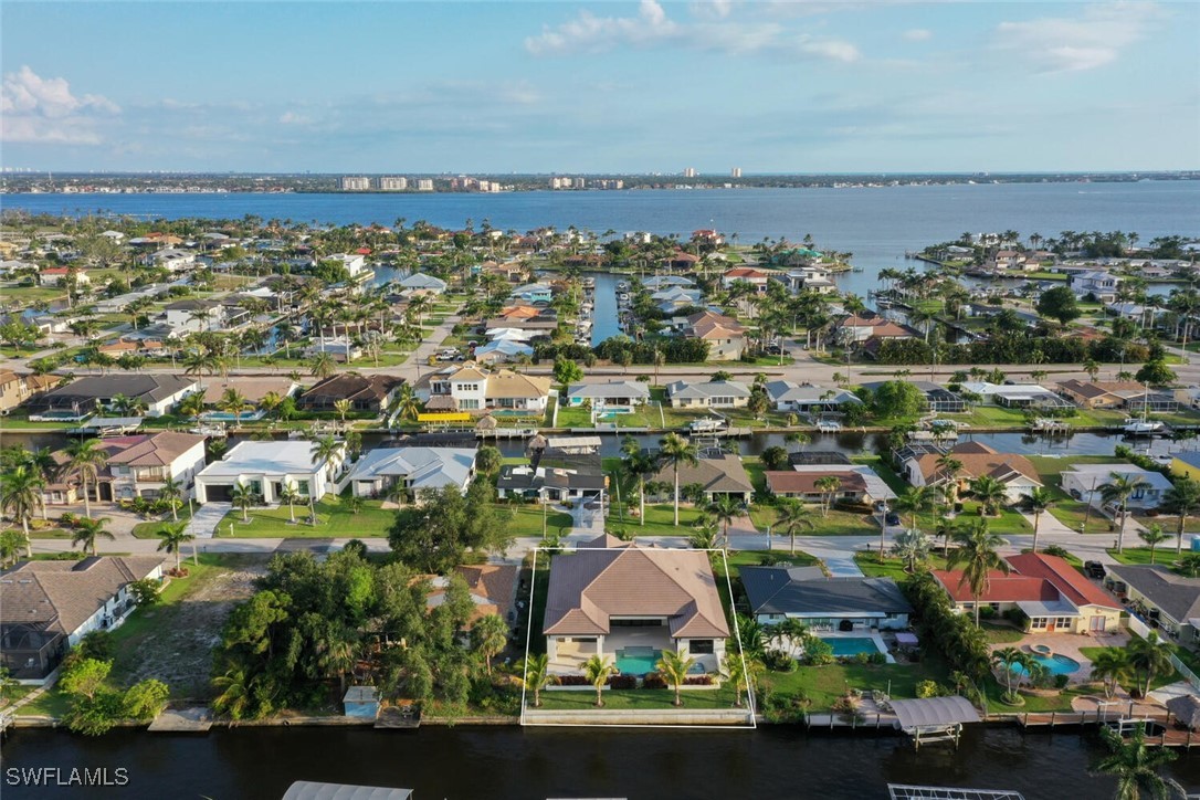 825 Miramar CT
