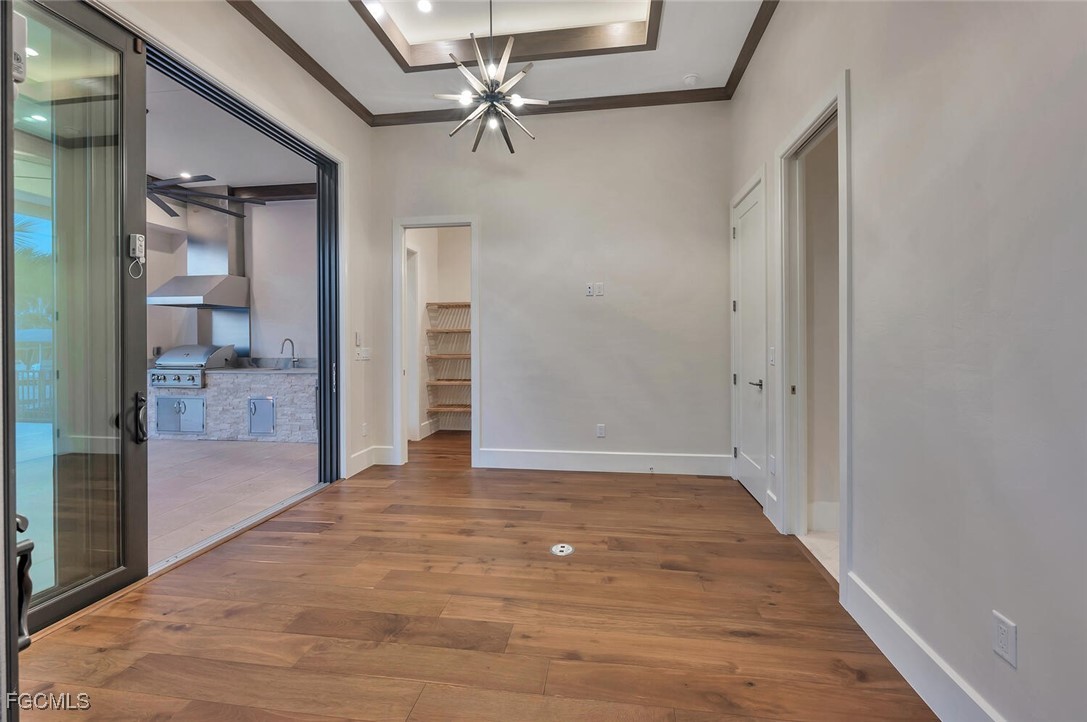 825 Miramar CT