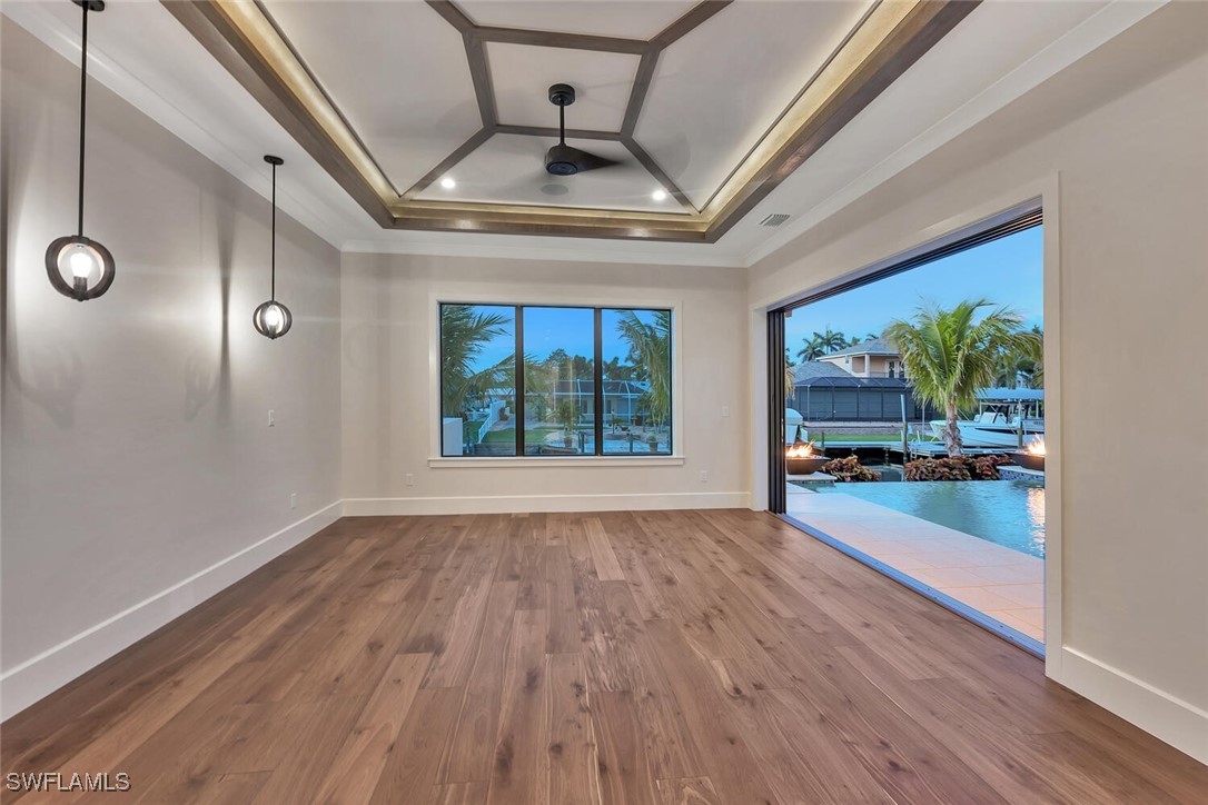 825 Miramar CT