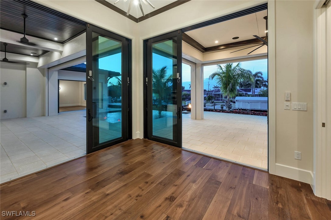 825 Miramar CT