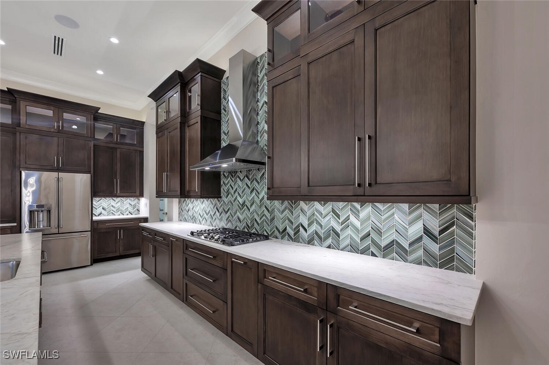 825 Miramar CT
