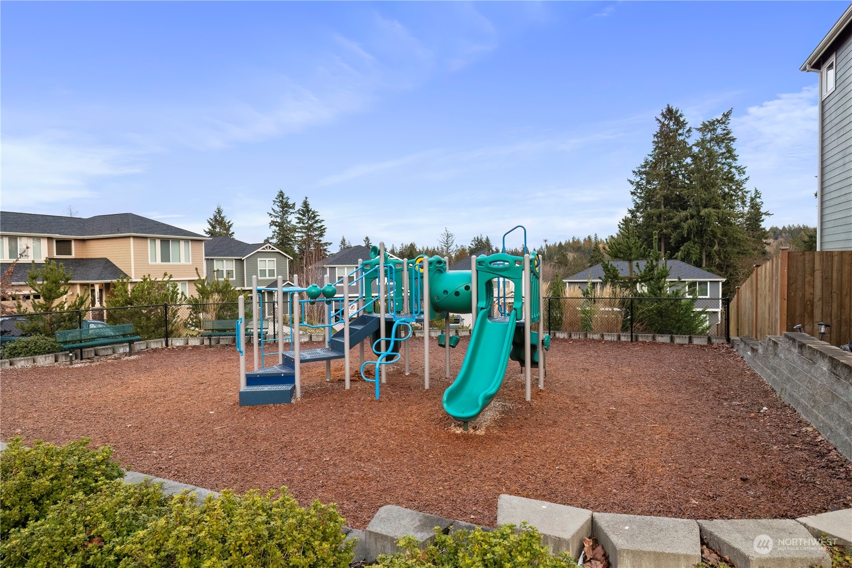 1146 NE Sockeye Court