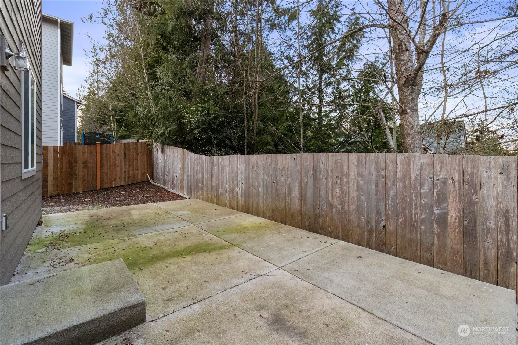 1146 NE Sockeye Court