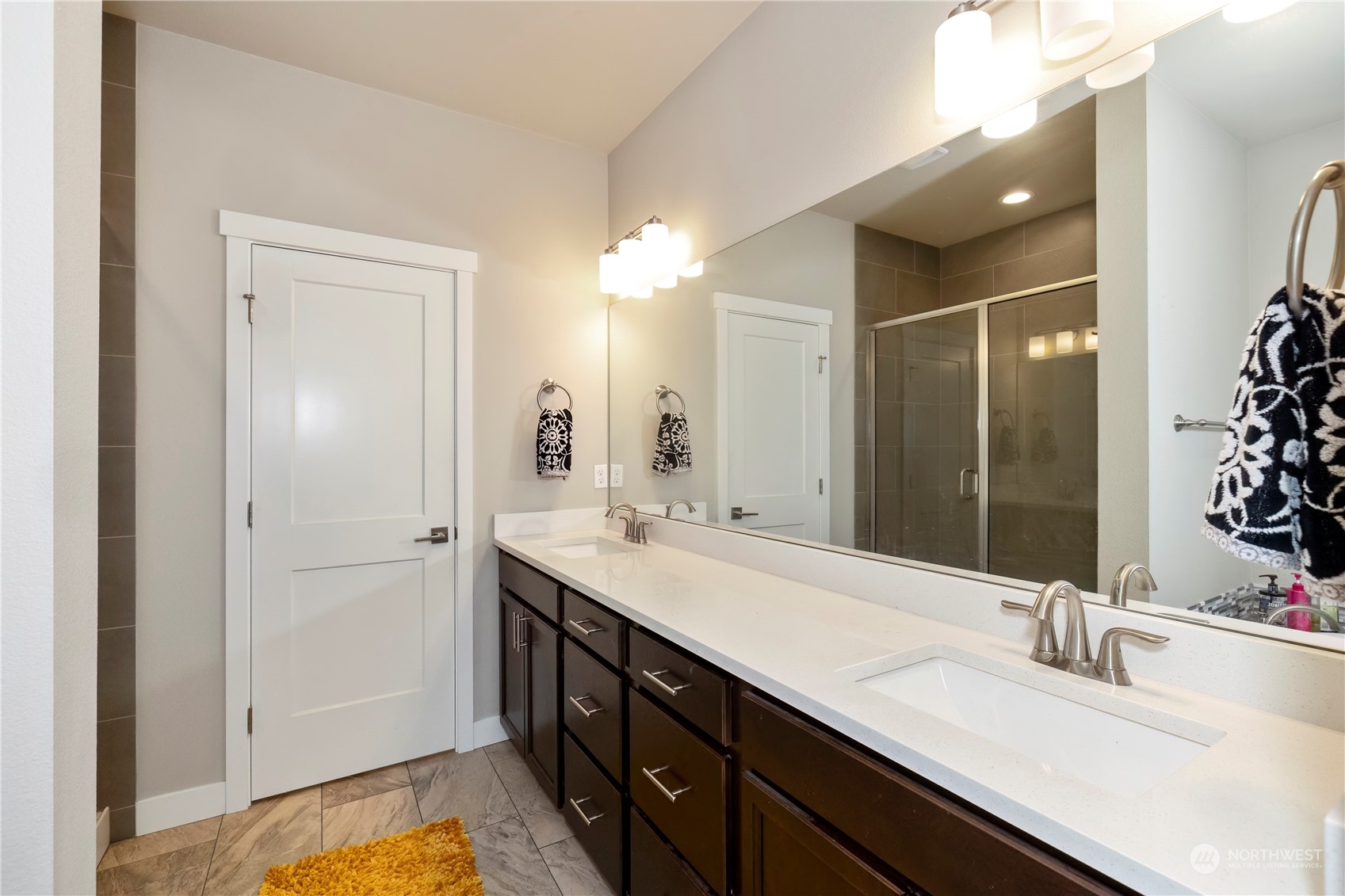 1146 NE Sockeye Court