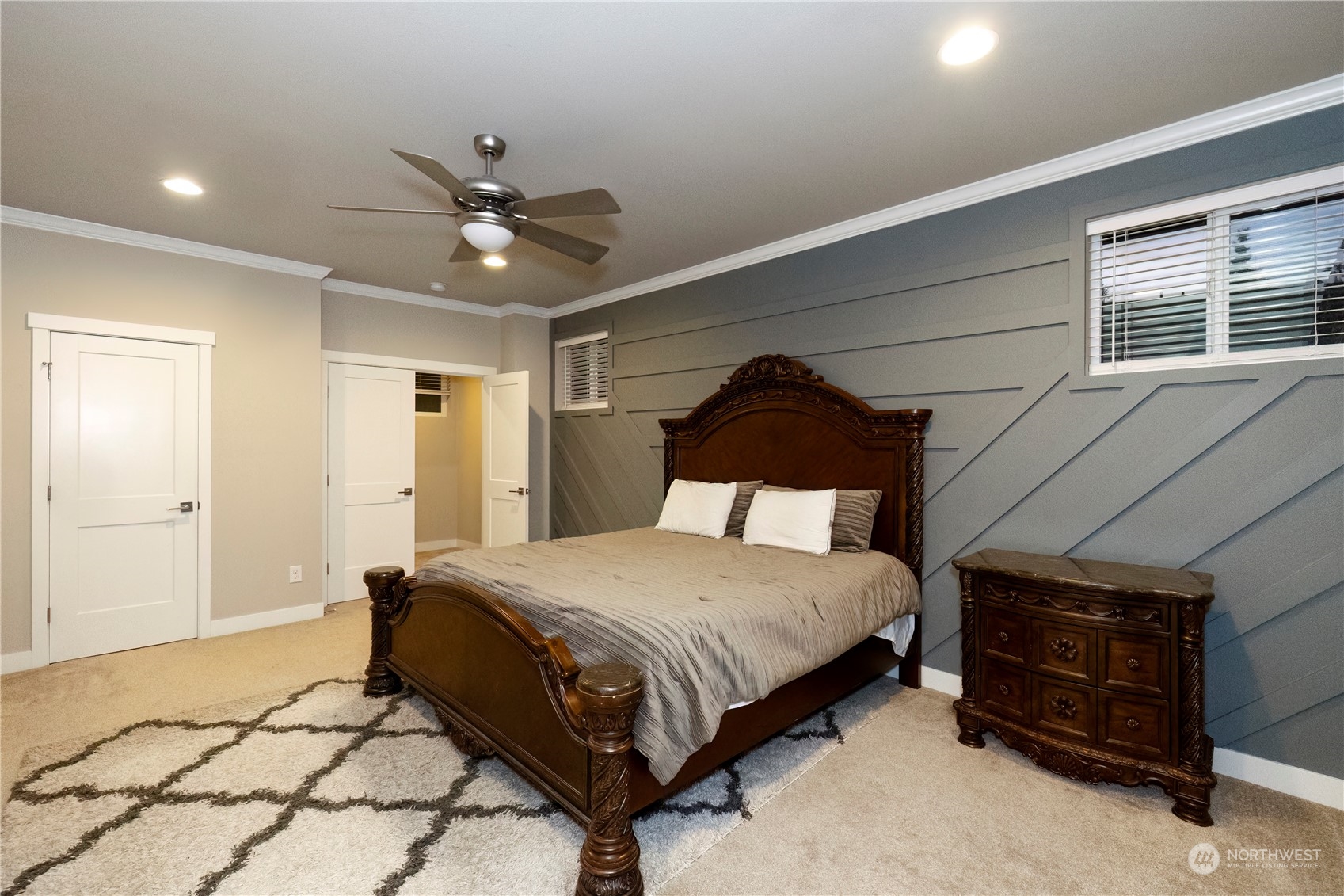 1146 NE Sockeye Court