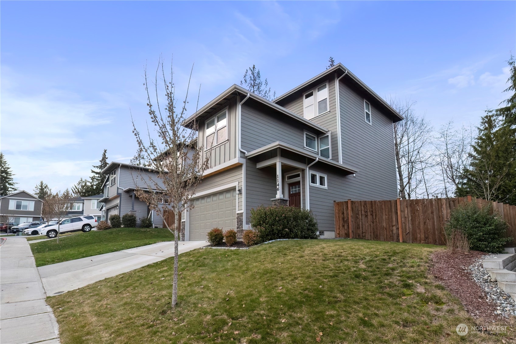 1146 NE Sockeye Court