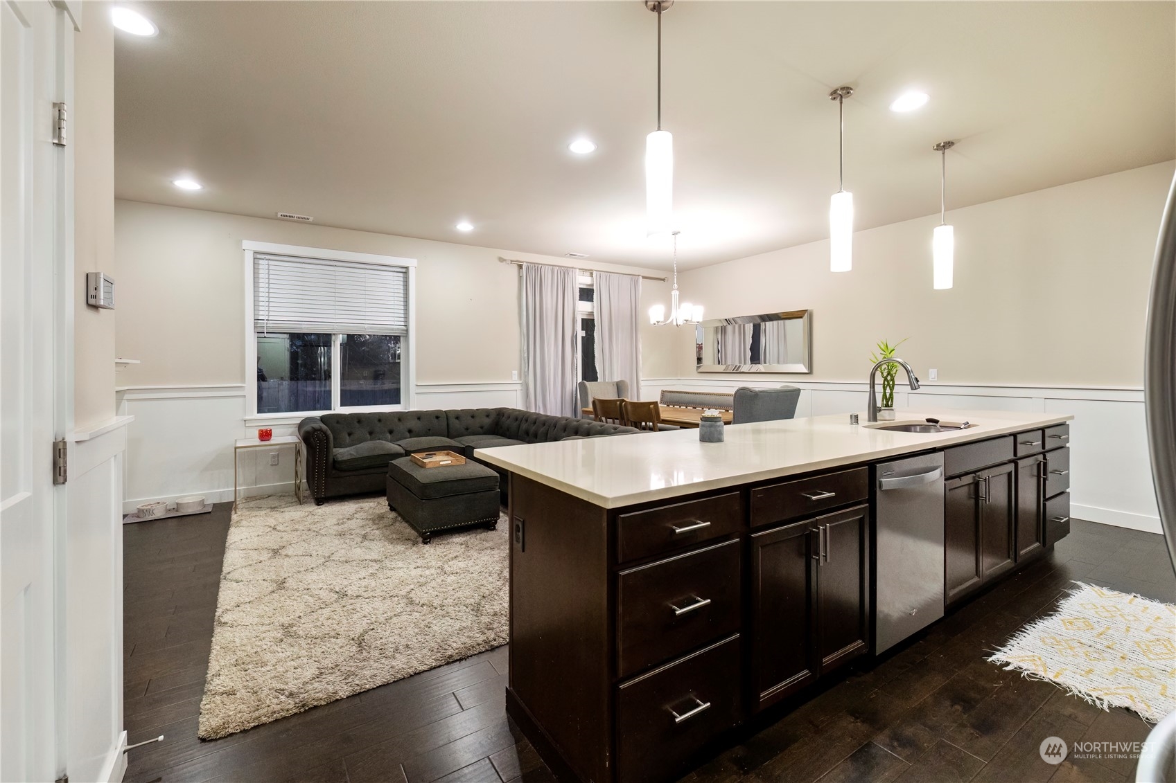 1146 NE Sockeye Court