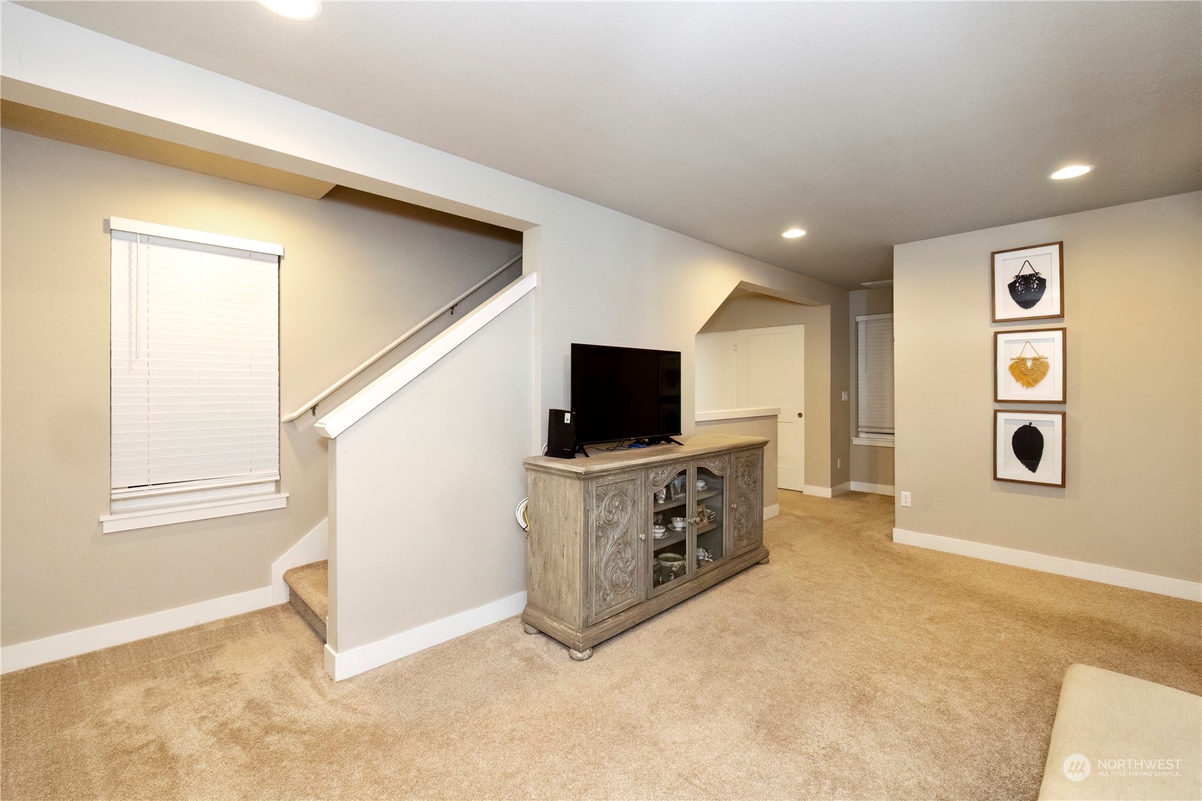 1146 NE Sockeye Court