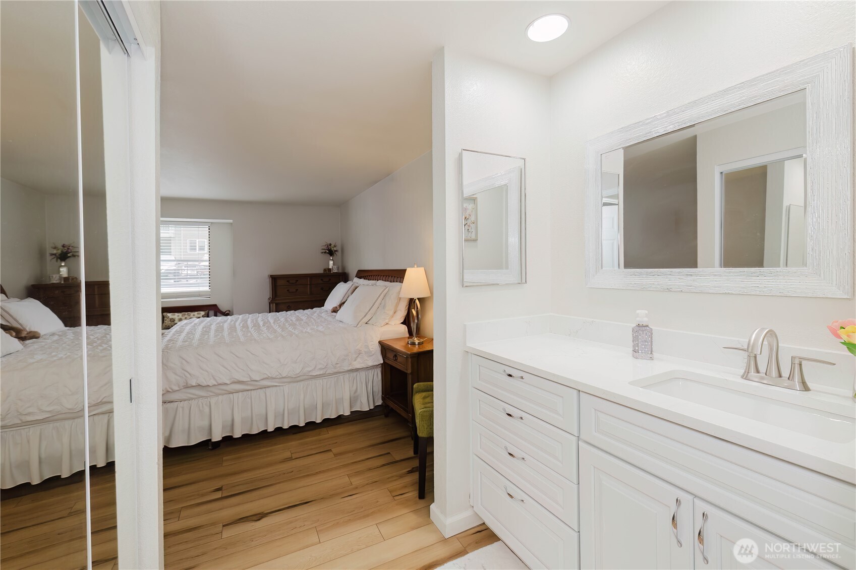1760 W Sunn Fjord Lane Unit: F 202