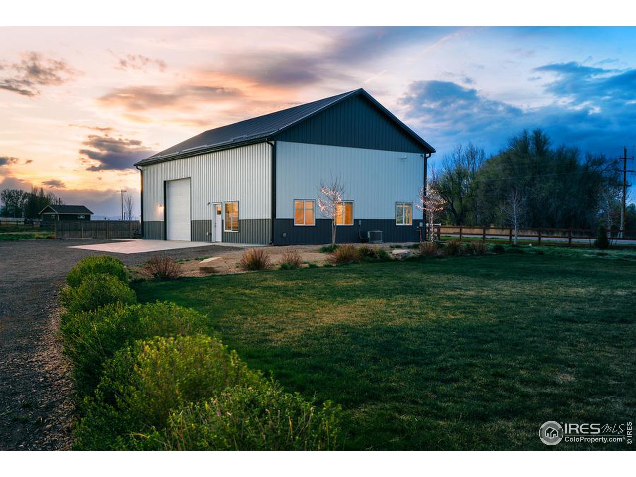 5001 Prairie Lark Ln