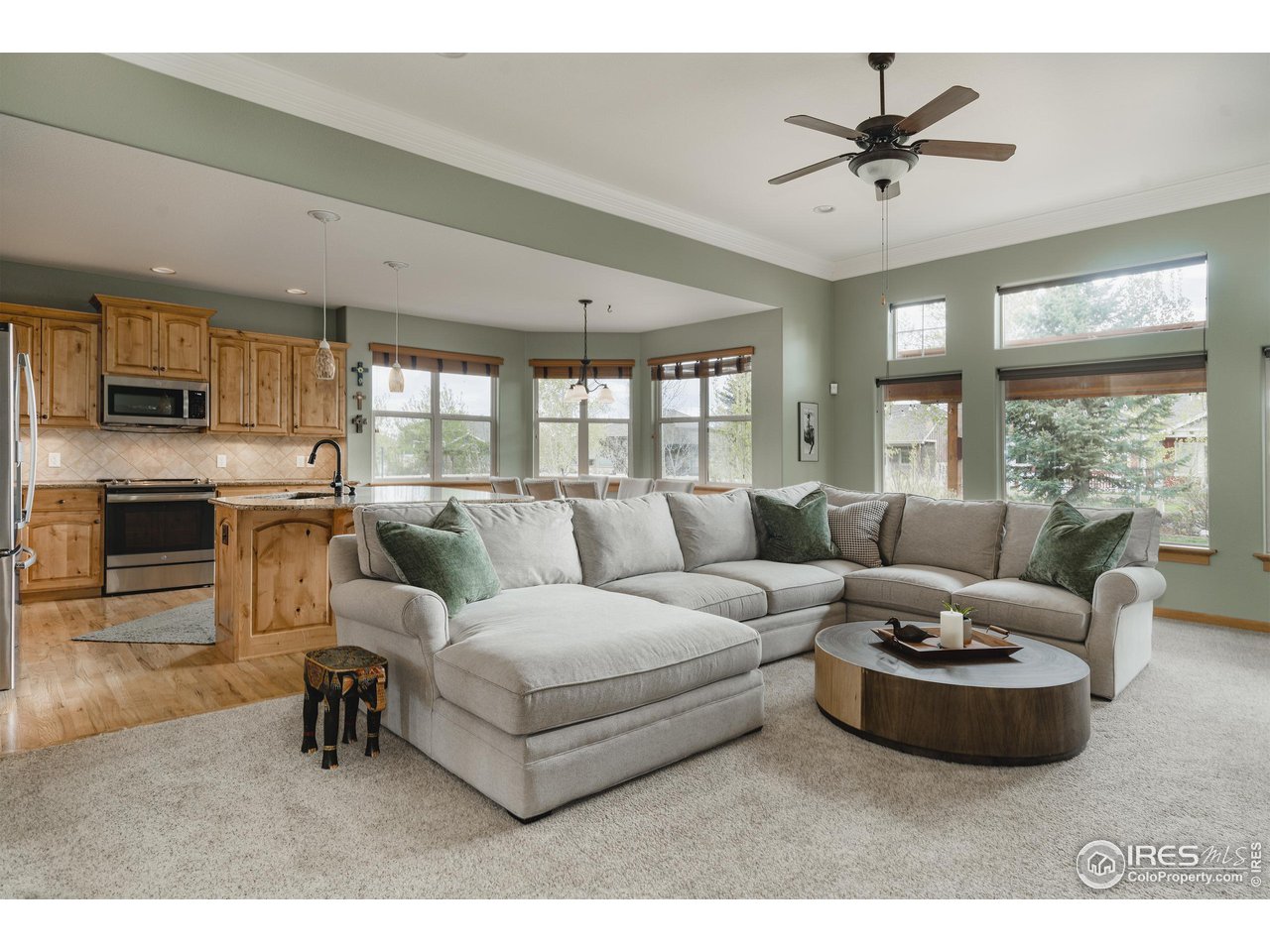 5145 Coral Burst Cir
