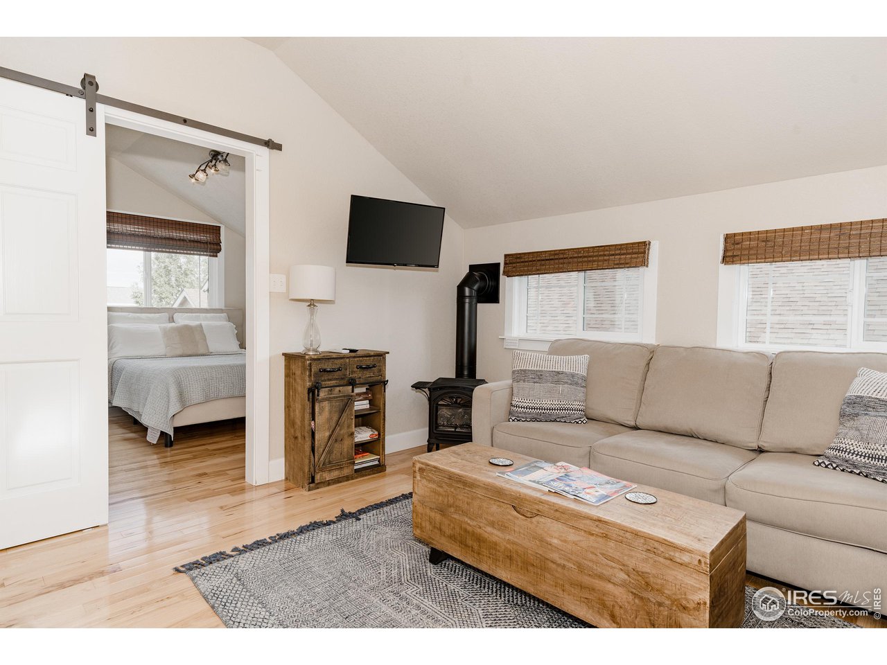 2845 Des Moines Dr