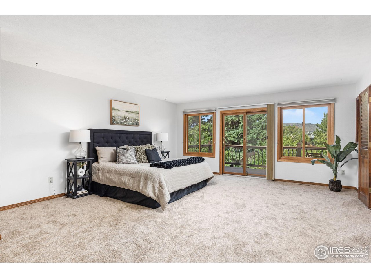 4709 Chippendale Dr
