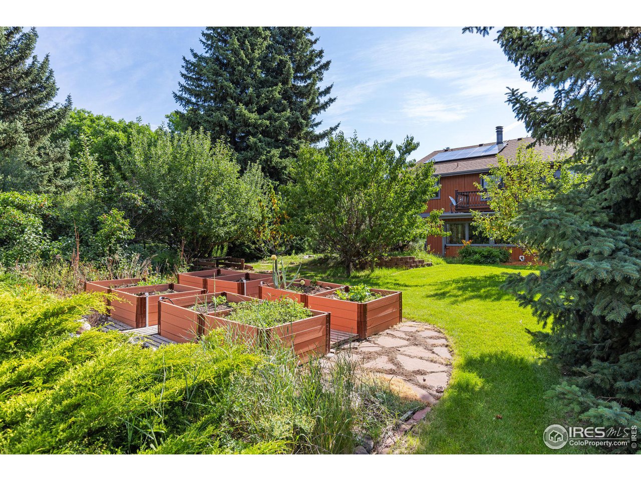 4709 Chippendale Dr