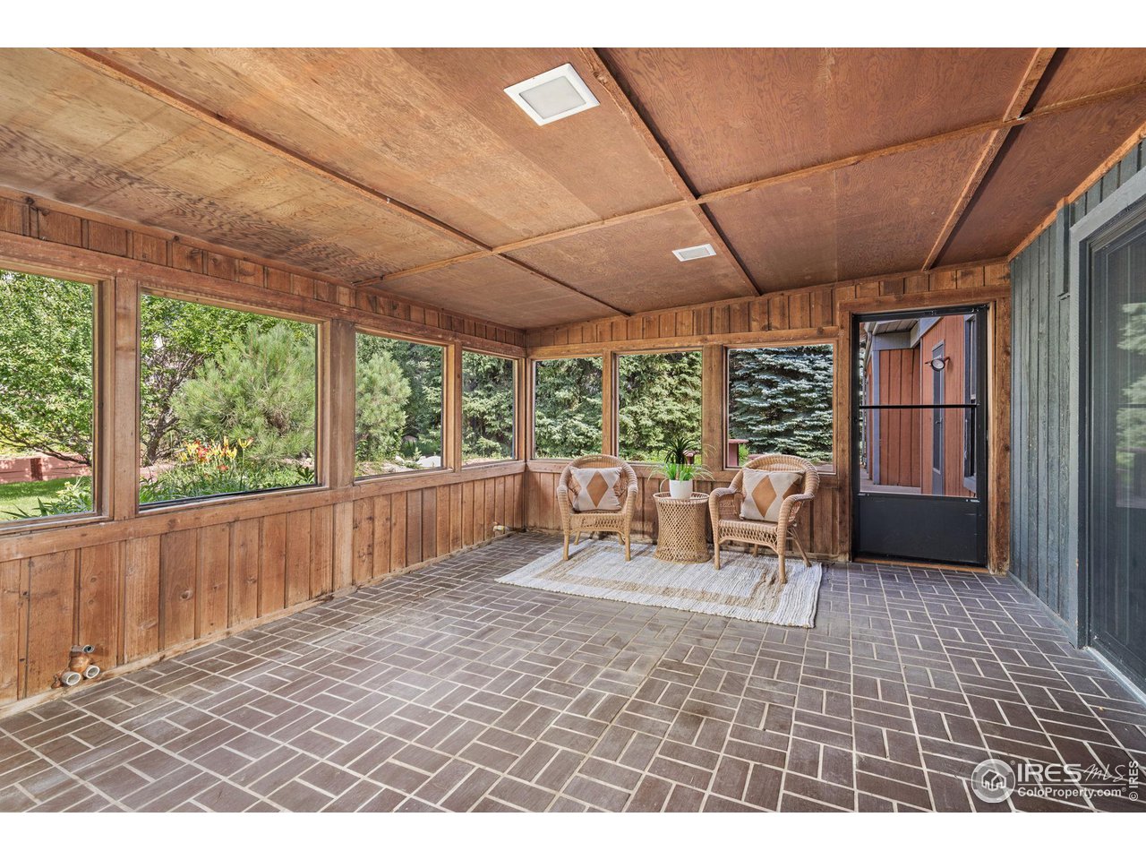 4709 Chippendale Dr