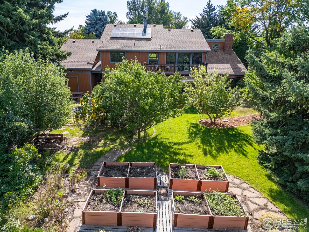 4709 Chippendale Dr