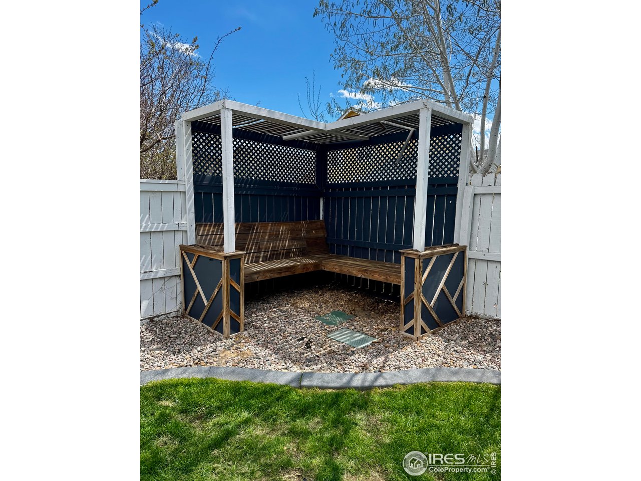 1429 Fairfield Ave