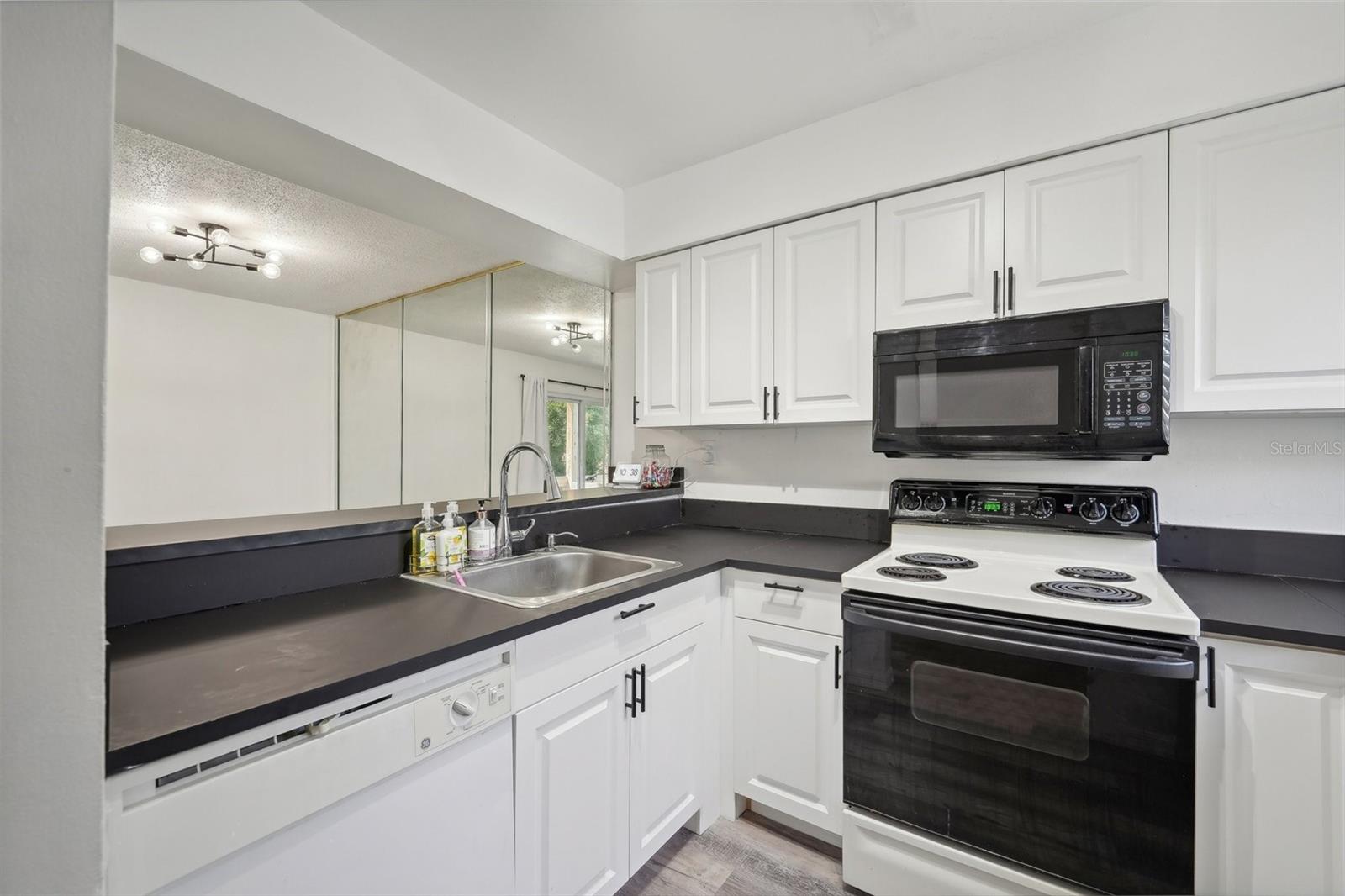 134 SCOTTSDALE SQ #134