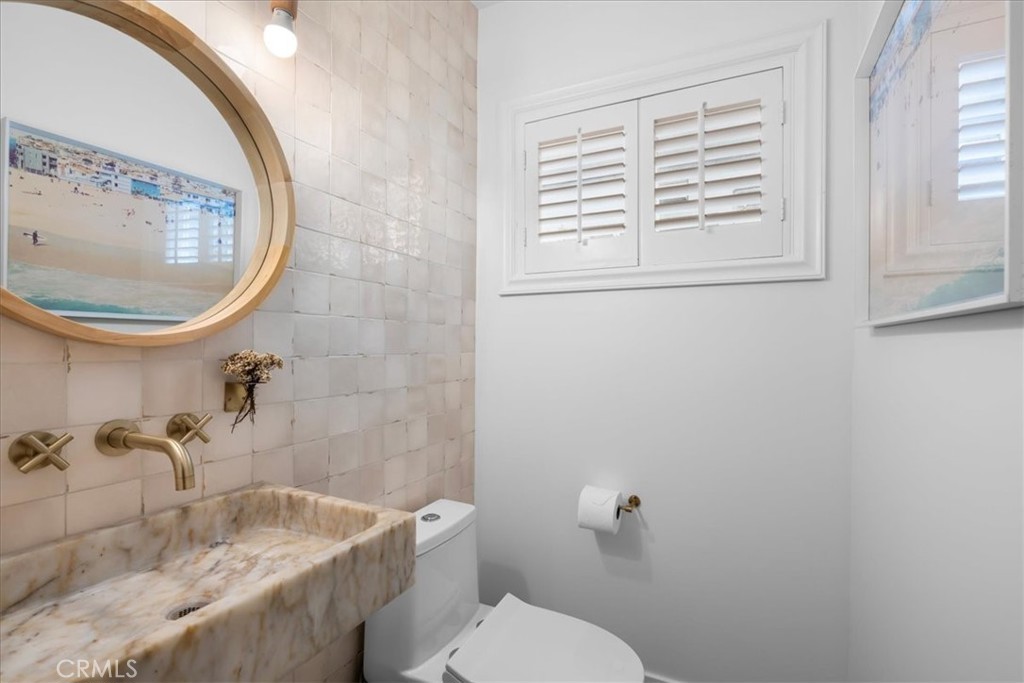 Gorgeous Single Family // North Hermosa Beach