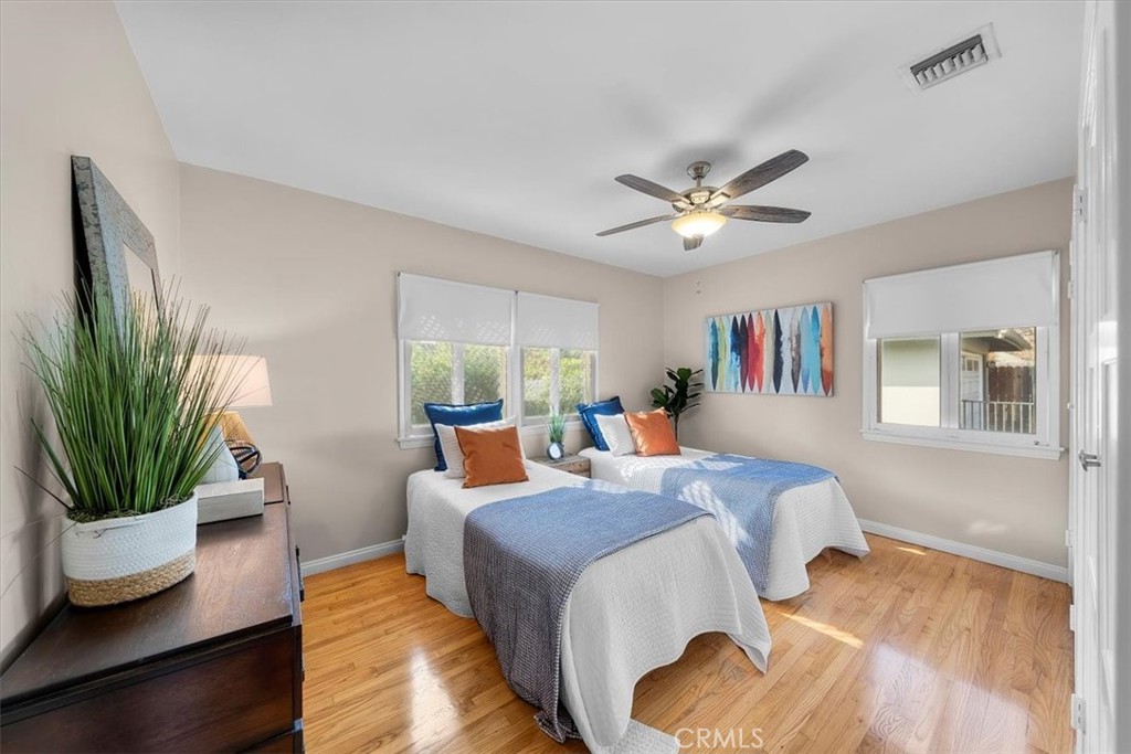 1745 Grand Oaks Avenue