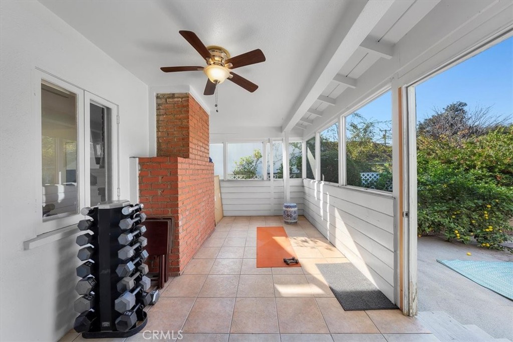 1745 Grand Oaks Avenue