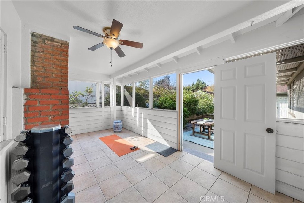 1745 Grand Oaks Avenue