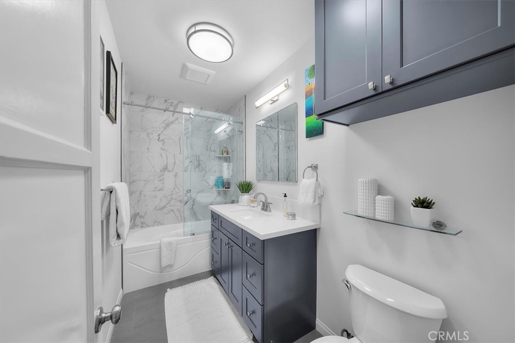 1745 Grand Oaks Avenue