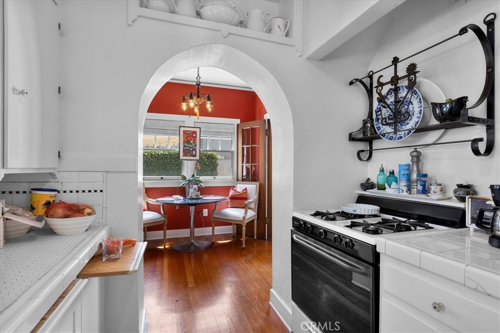 386 Mira Mar Avenue