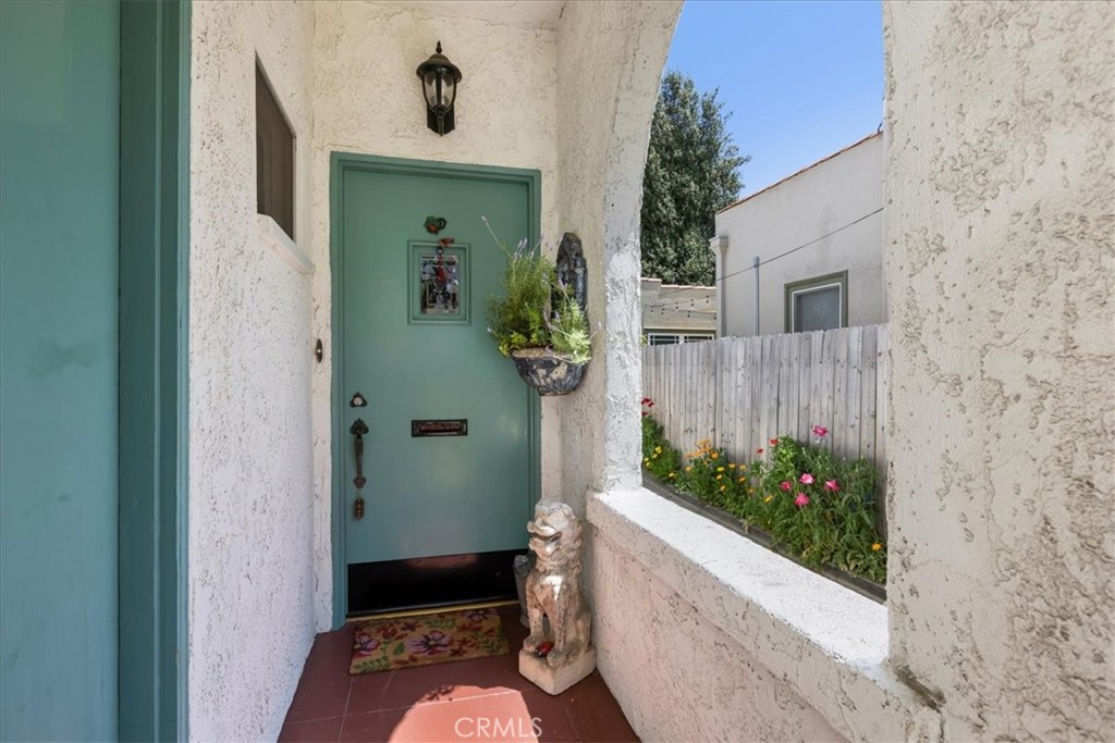 386 Mira Mar Avenue