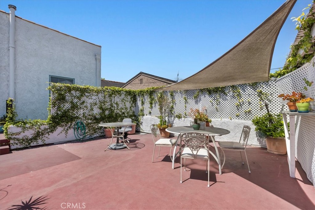 386 Mira Mar Avenue
