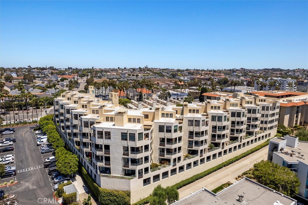 510 The Village 307