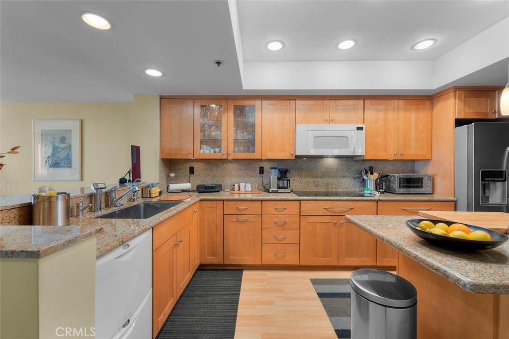 510 The Village 307