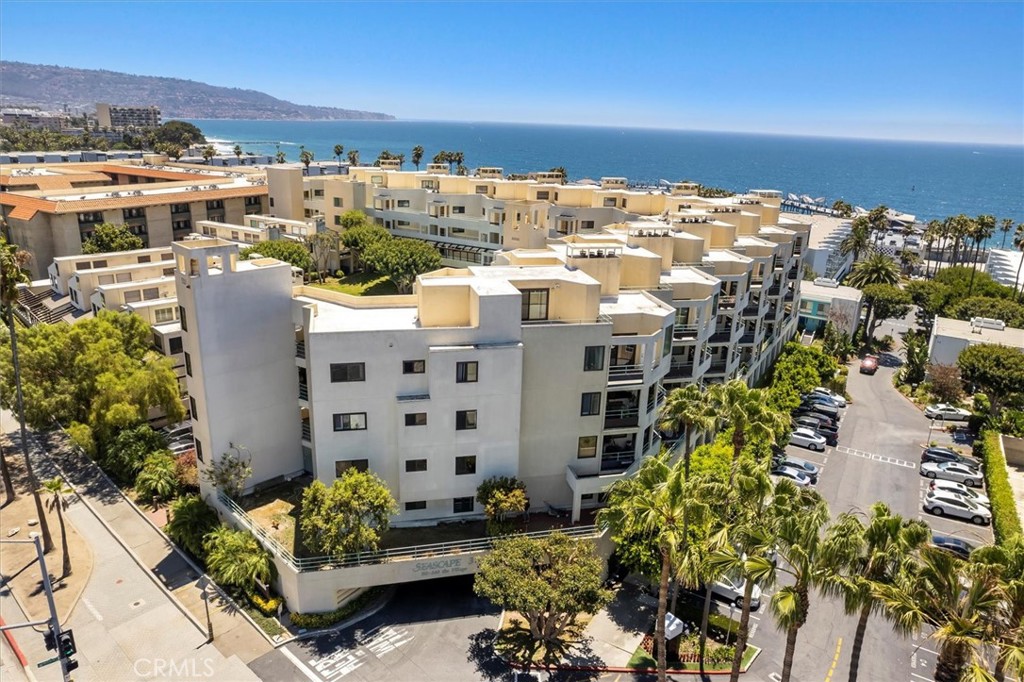 510 The Village 307