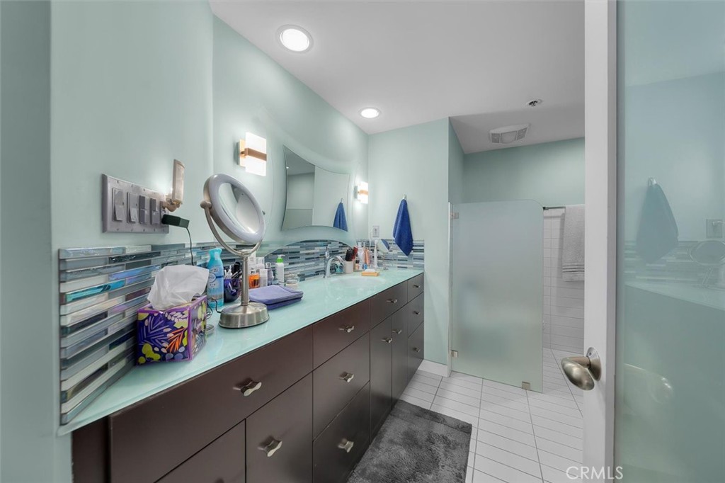 510 The Village 307