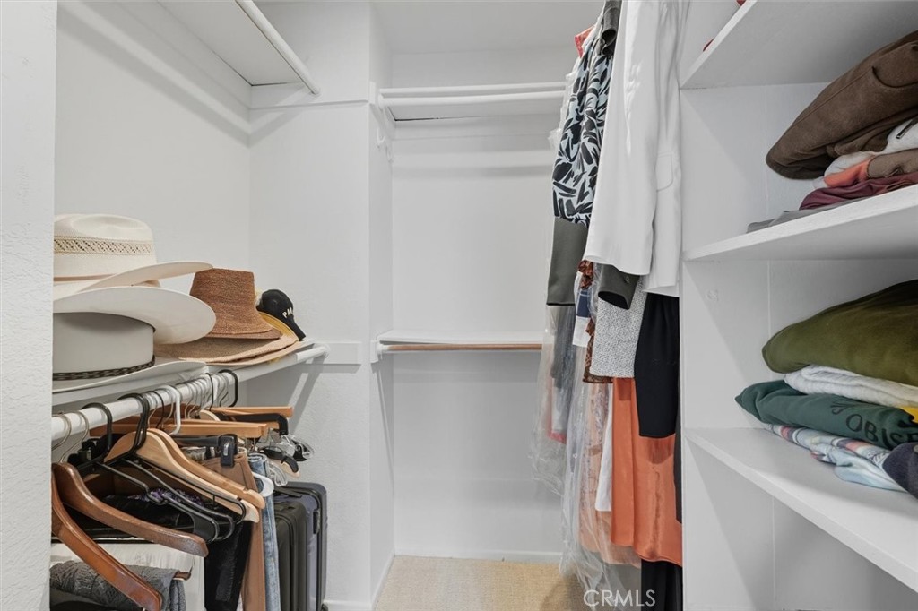 220 S Helberta Avenue E