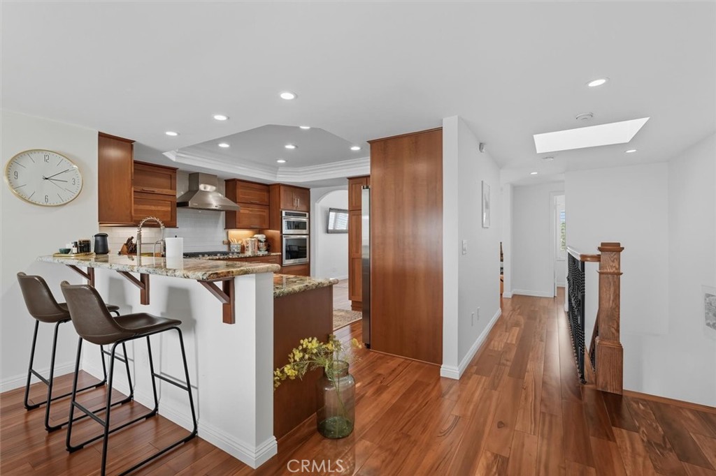 220 S Helberta Avenue E