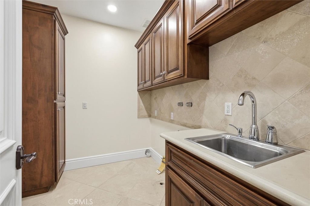 1331 Voorhees Avenue