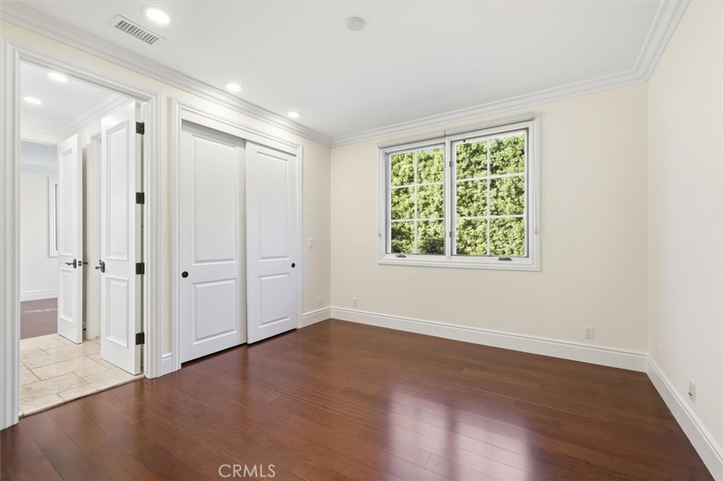 1331 Voorhees Avenue